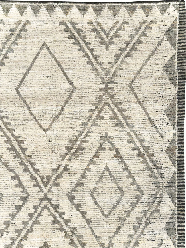 Contemporary Moroccan Inspired Turkish Large Room Size Carpet, No.31786 - Gsblank