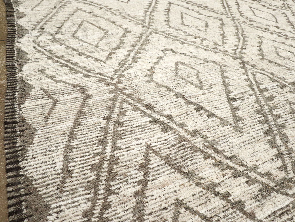 Contemporary Moroccan Inspired Turkish Large Room Size Carpet, No.31786 - Gsblank