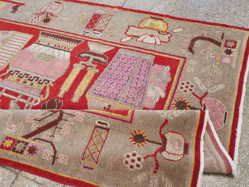 Antique East Turkestan Pictorial Vase Khotan Rug, No.31790 - Gsblank