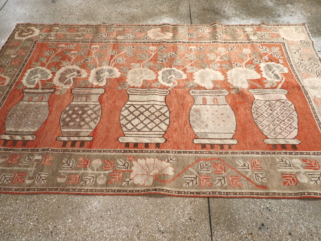 Antique East Turkestan Pictorial Vase Khotan Accent Rug, No.31791 - Gsblank