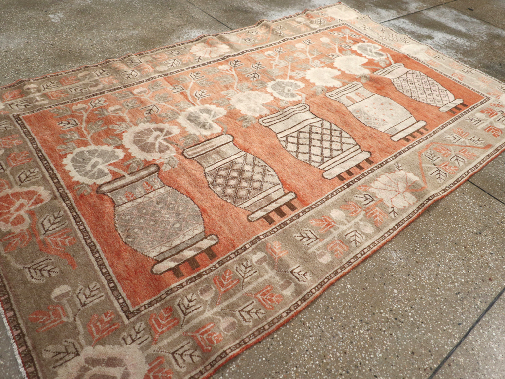 Antique East Turkestan Pictorial Vase Khotan Accent Rug, No.31791 - Gsblank