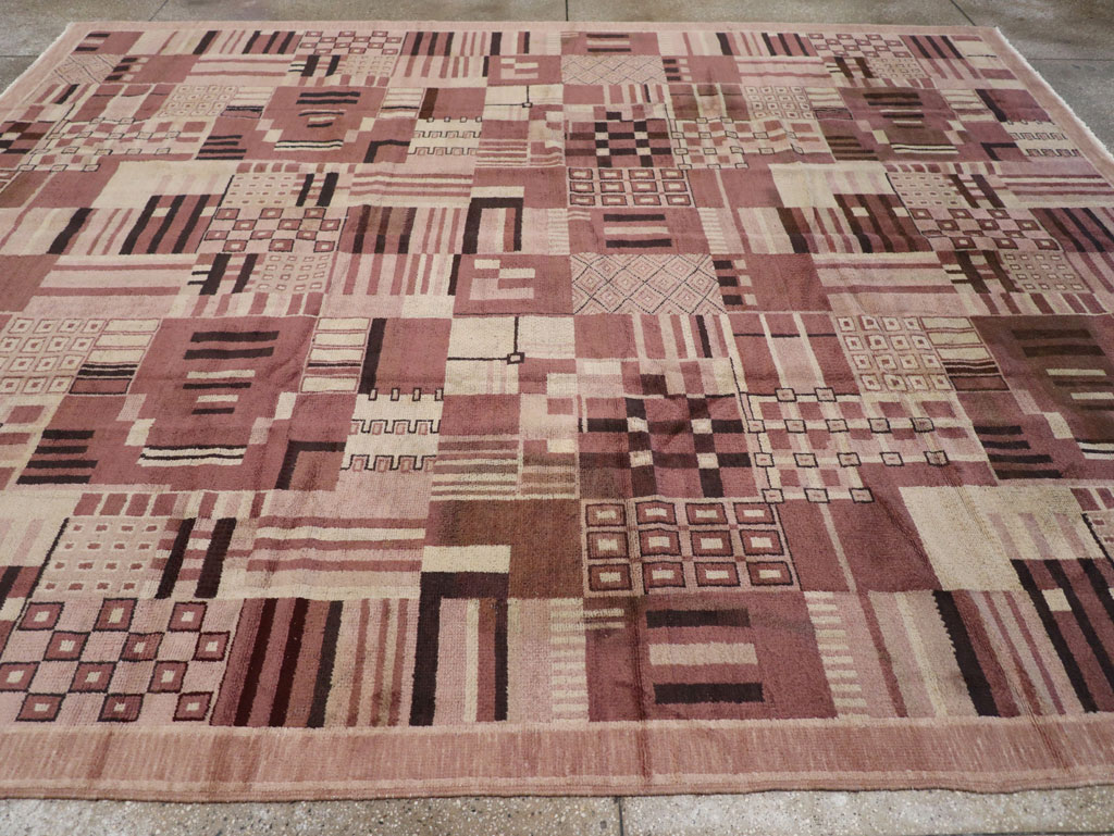 Vintage Indian Art Deco Style Room Size Carpet, No.31792 - Gsblank