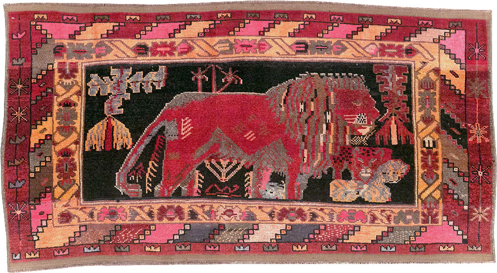 Vintage Turkish Pictorial Throw Rug, No.31802 - Gsblank