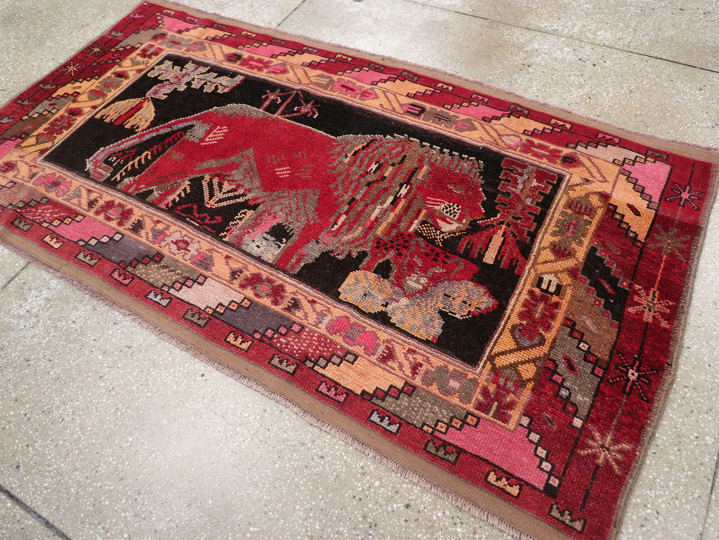 Vintage Turkish Pictorial Throw Rug, No.31802 - Gsblank