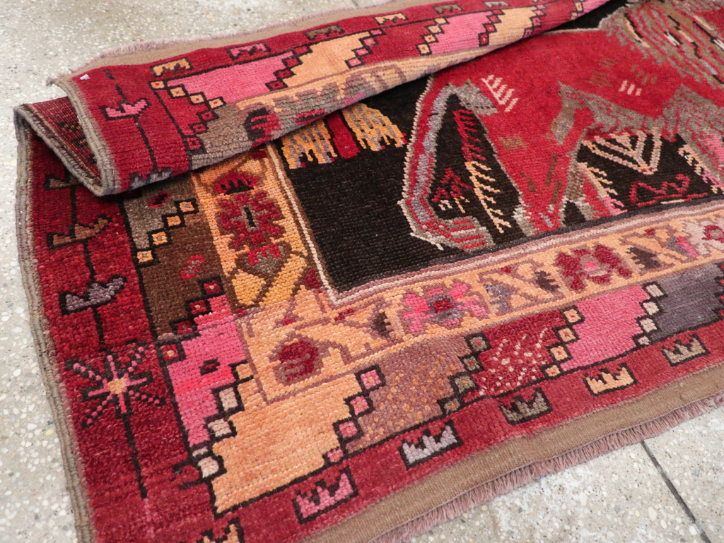 Vintage Turkish Pictorial Throw Rug, No.31802 - Gsblank