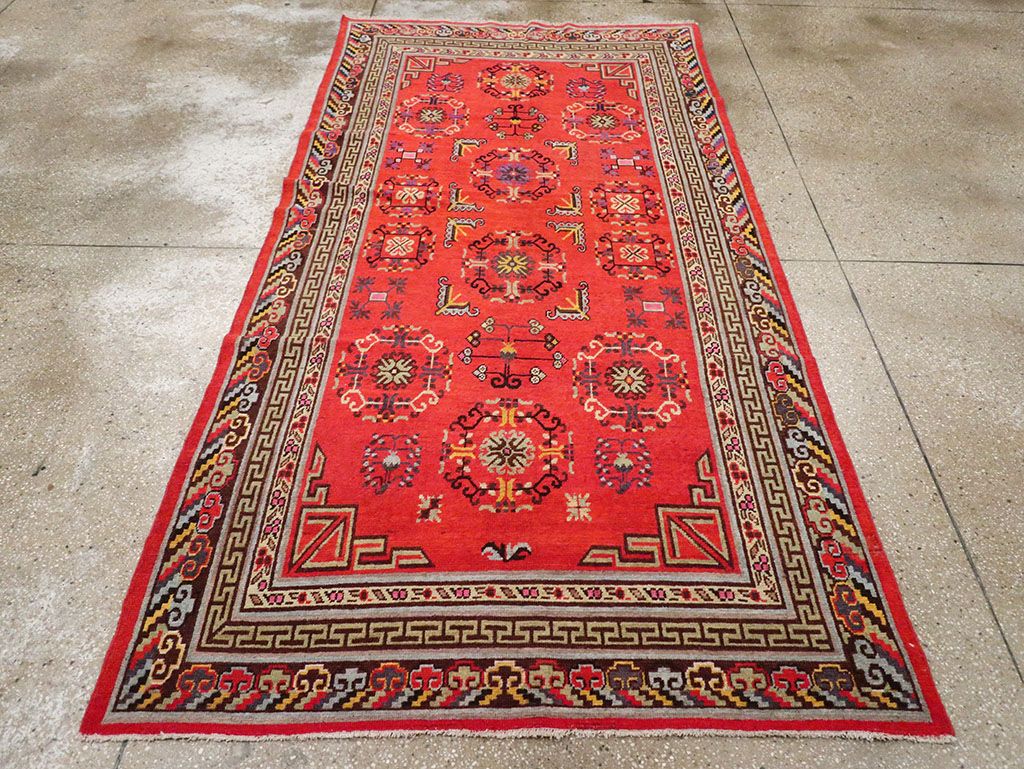 Antique East Turkestan Khotan Gallery Rug, No.31819 - Gsblank