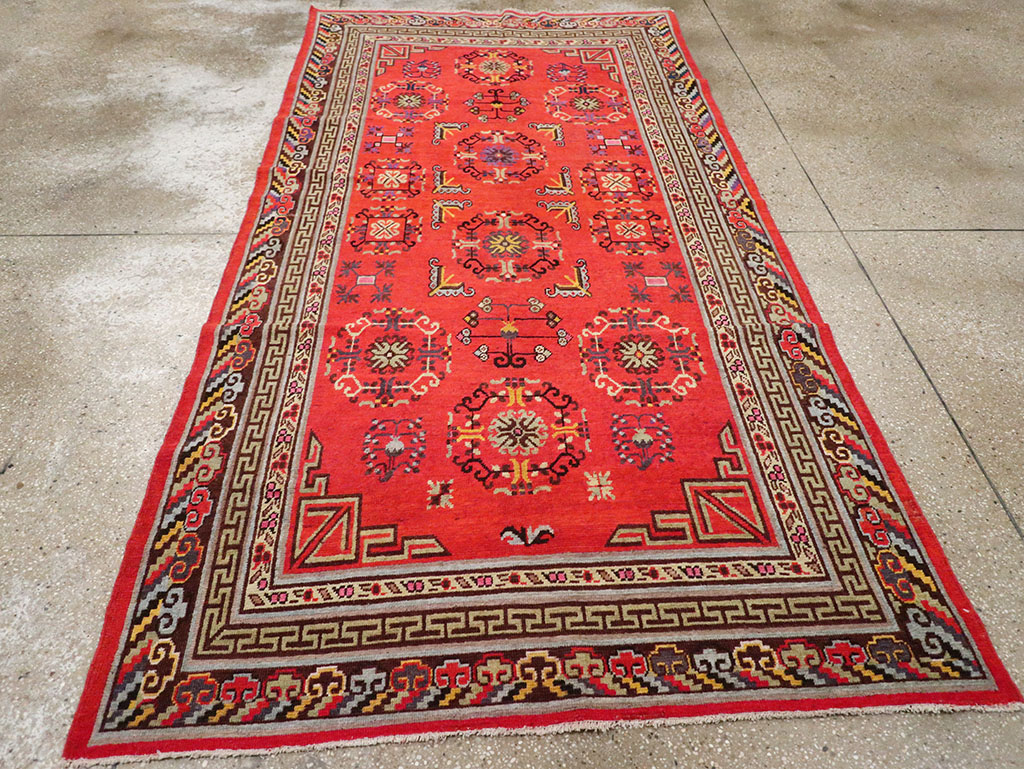 Antique East Turkestan Khotan Gallery Rug, No.31819 - Gsblank