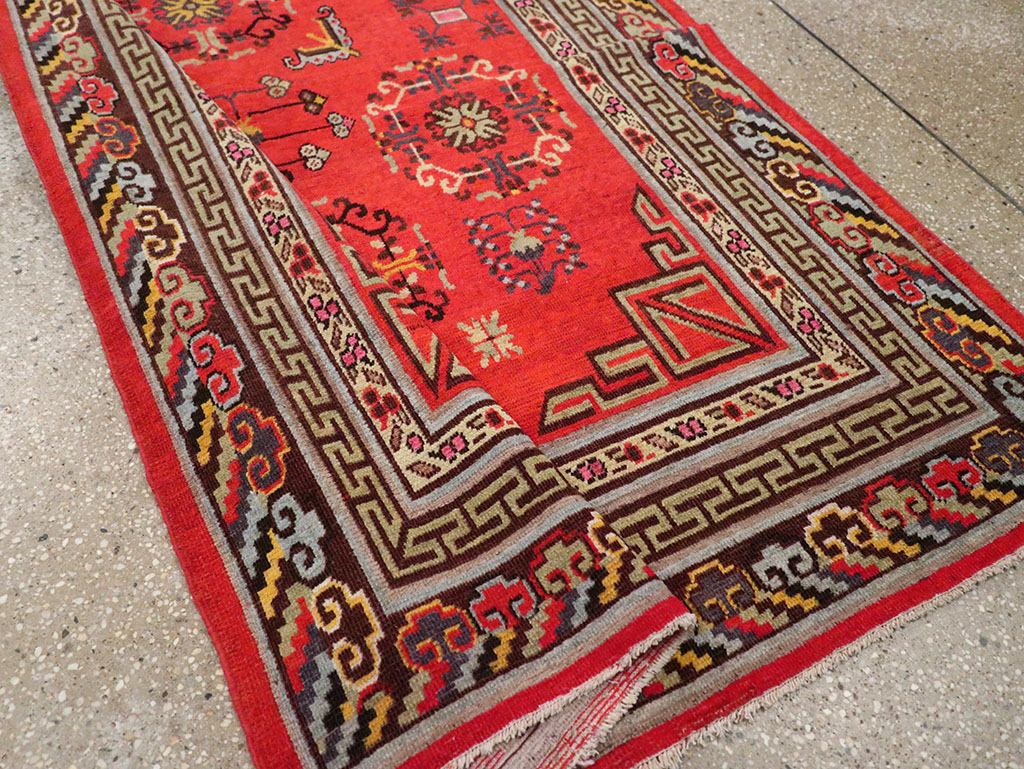Antique East Turkestan Khotan Gallery Rug, No.31819 - Gsblank