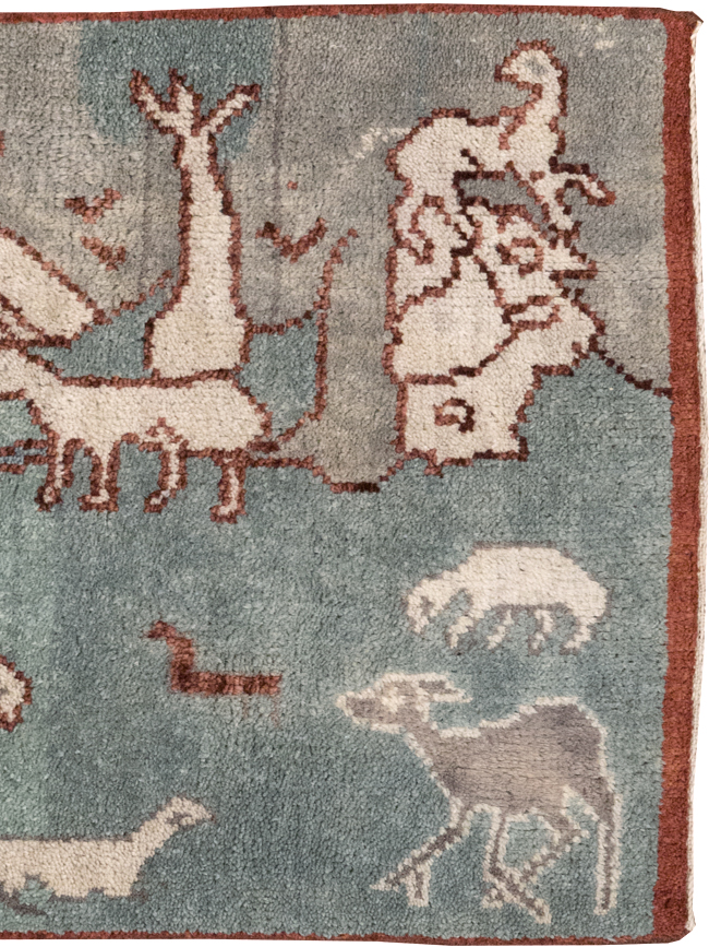 Vintage Turkish Anatolian Pictorial Throw Rug, No.31843 - Gsblank