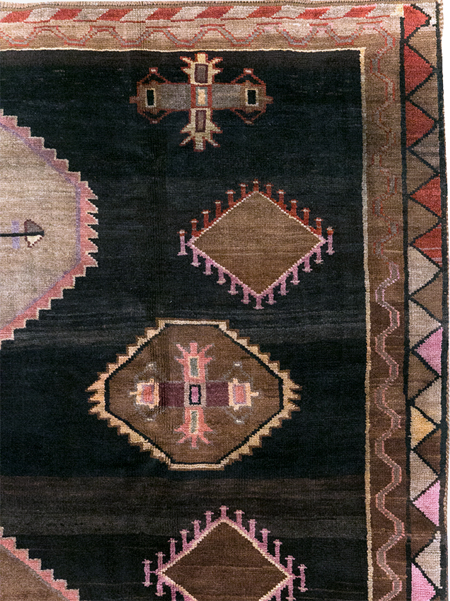 Vintage Turkish Anatolian Room Size Carpet, No.31854 - Gsblank