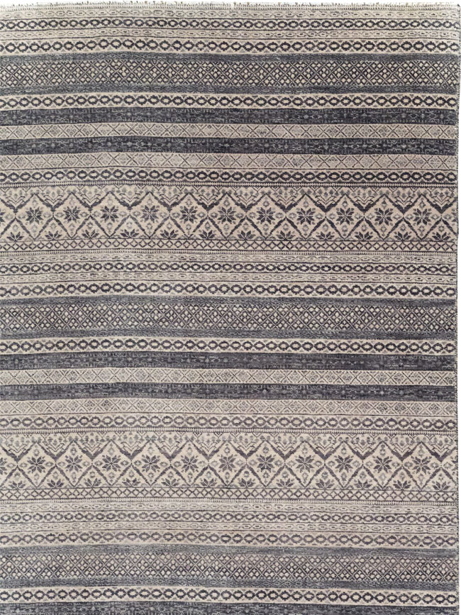 Contemporary Turkish Small Room Size Carpet, No.31876 - Gsblank