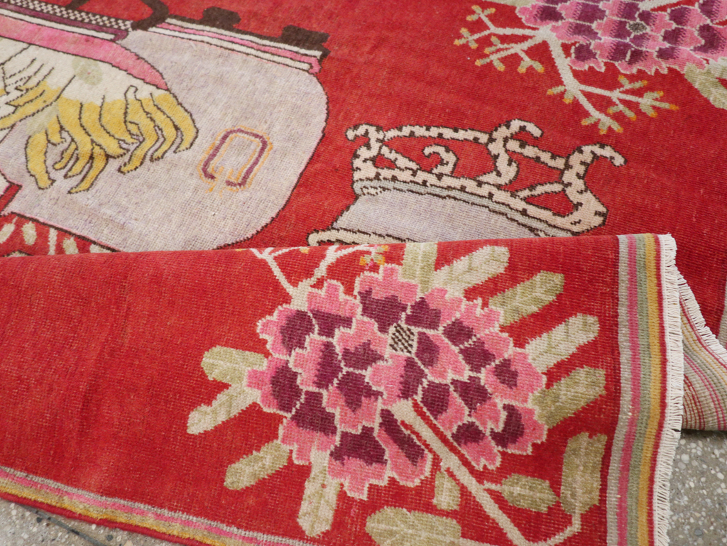 Antique East Turkestan Pictorial Vase Khotan Rug, No.31879 - Gsblank