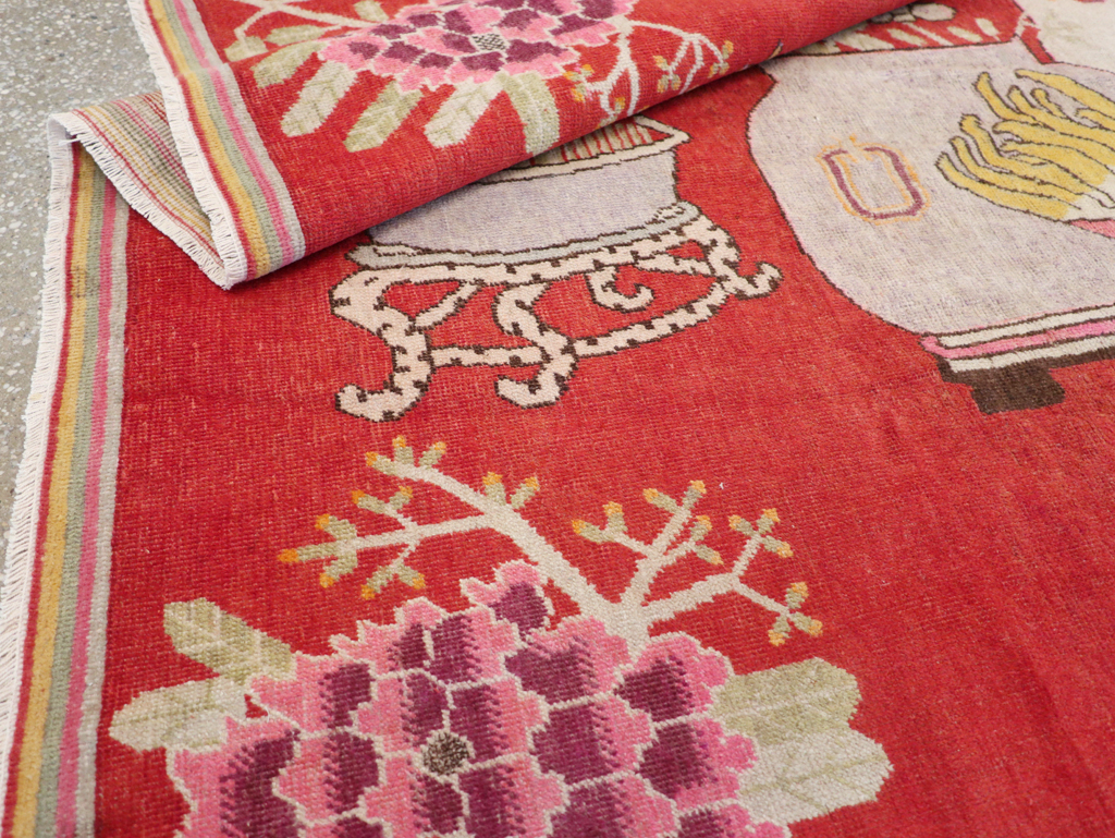 Antique East Turkestan Pictorial Vase Khotan Rug, No.31879 - Gsblank