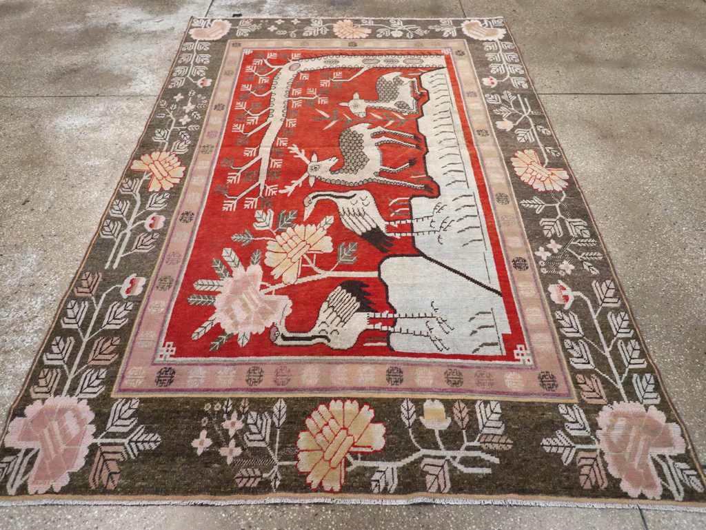 Vintage East Turkestan Khotan Pictorial Accent Carpet, No.31880 - Gsblank