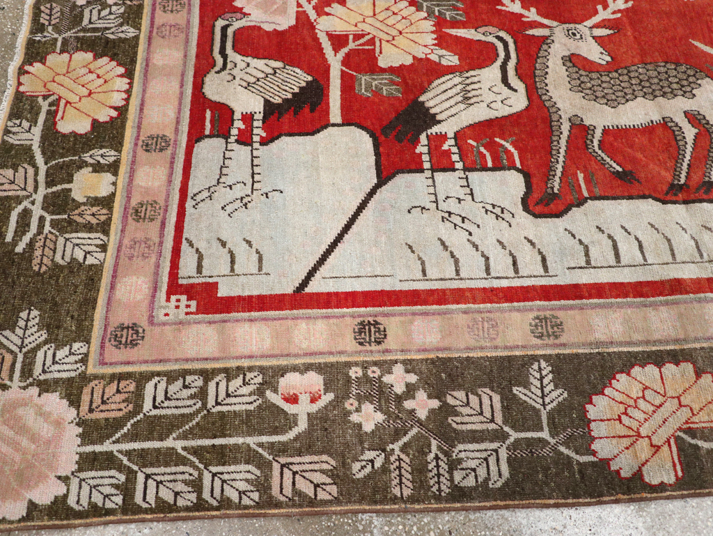 Vintage East Turkestan Khotan Pictorial Accent Carpet, No.31880 - Gsblank