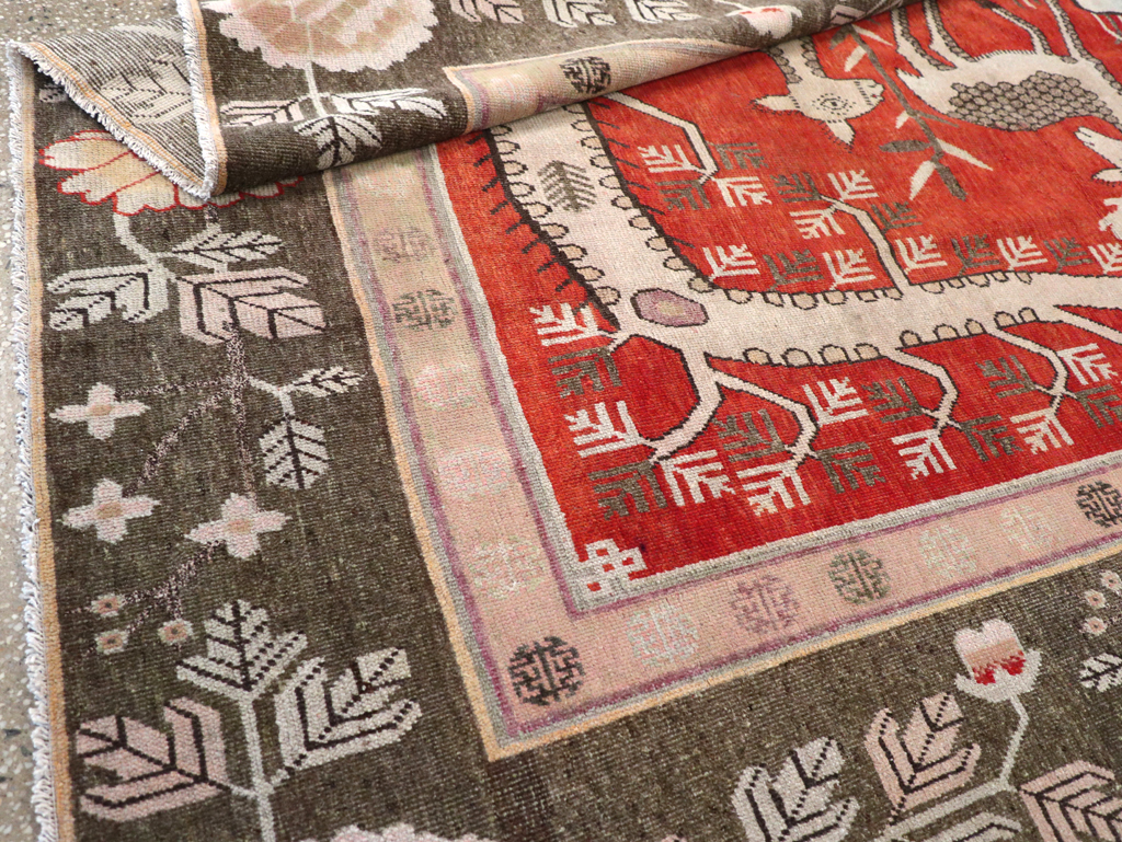 Vintage East Turkestan Khotan Pictorial Accent Carpet, No.31880 - Gsblank