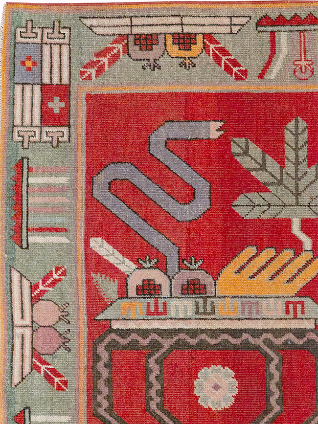 Antique East Turkestan Khotan Pictorial Accent Rug, No.31883 - Gsblank