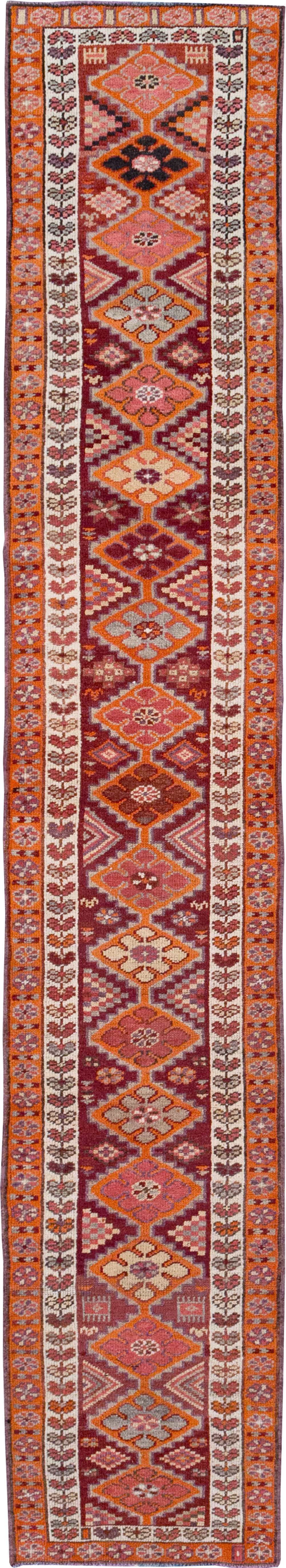 Vintage Turkish Anatolian Runner, No.31892 - Gsblank