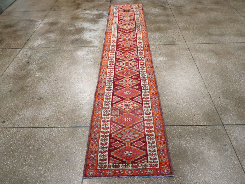 Vintage Turkish Anatolian Runner, No.31892 - Gsblank