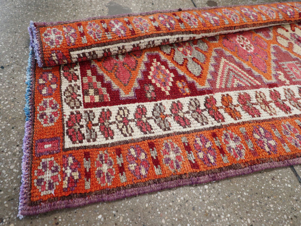 Vintage Turkish Anatolian Runner, No.31892 - Gsblank