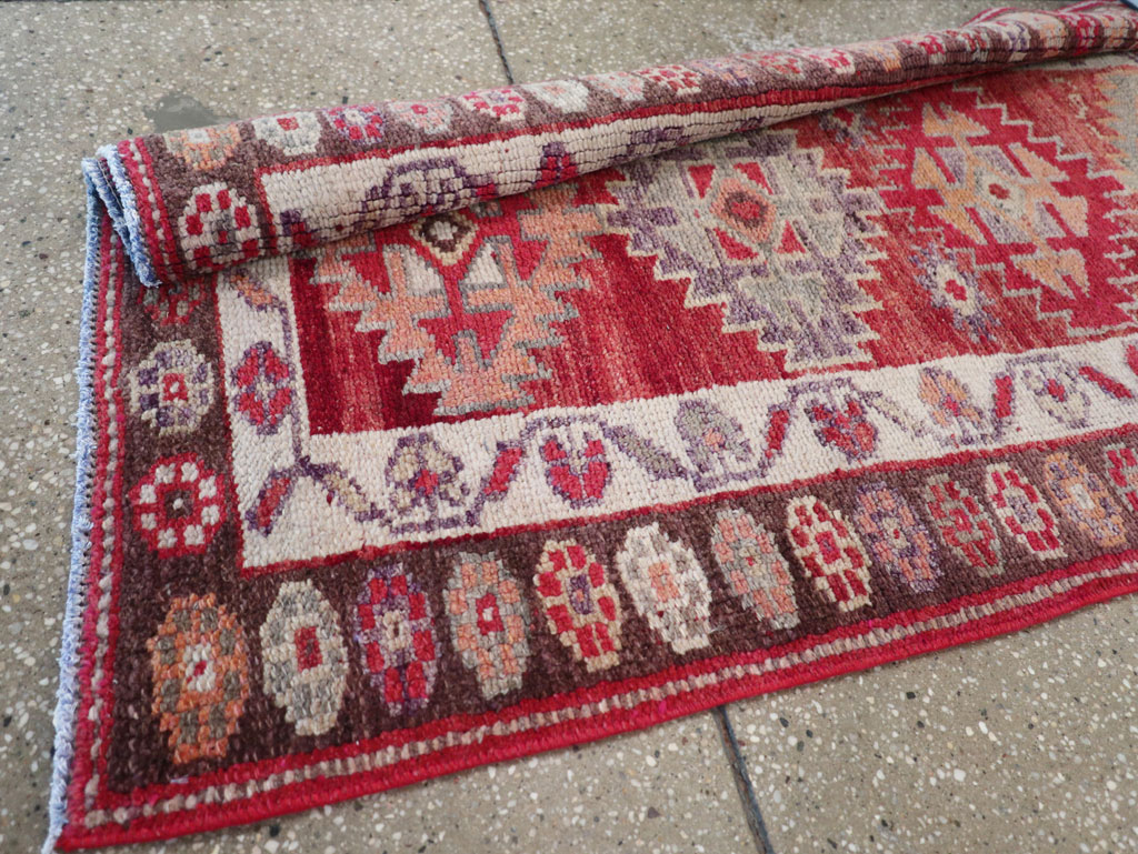 Vintage Turkish Anatolian Runner, No.31893 - Gsblank