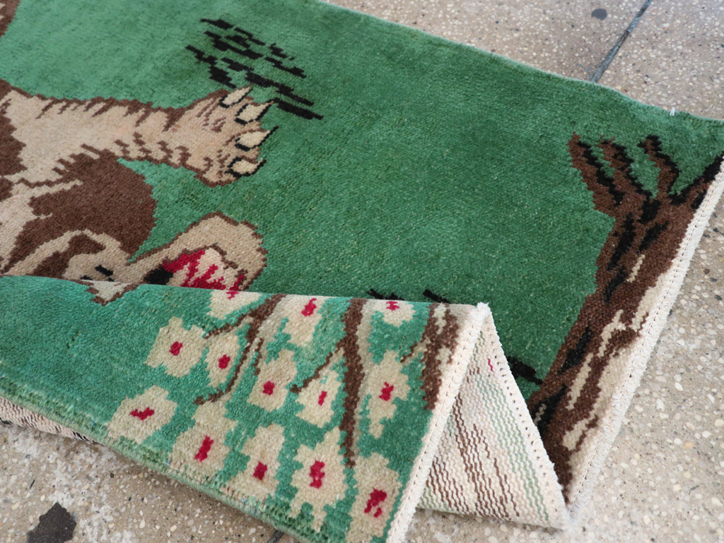 Vintage Turkish Anatolian Pictorial Rug, No.31898 - Gsblank