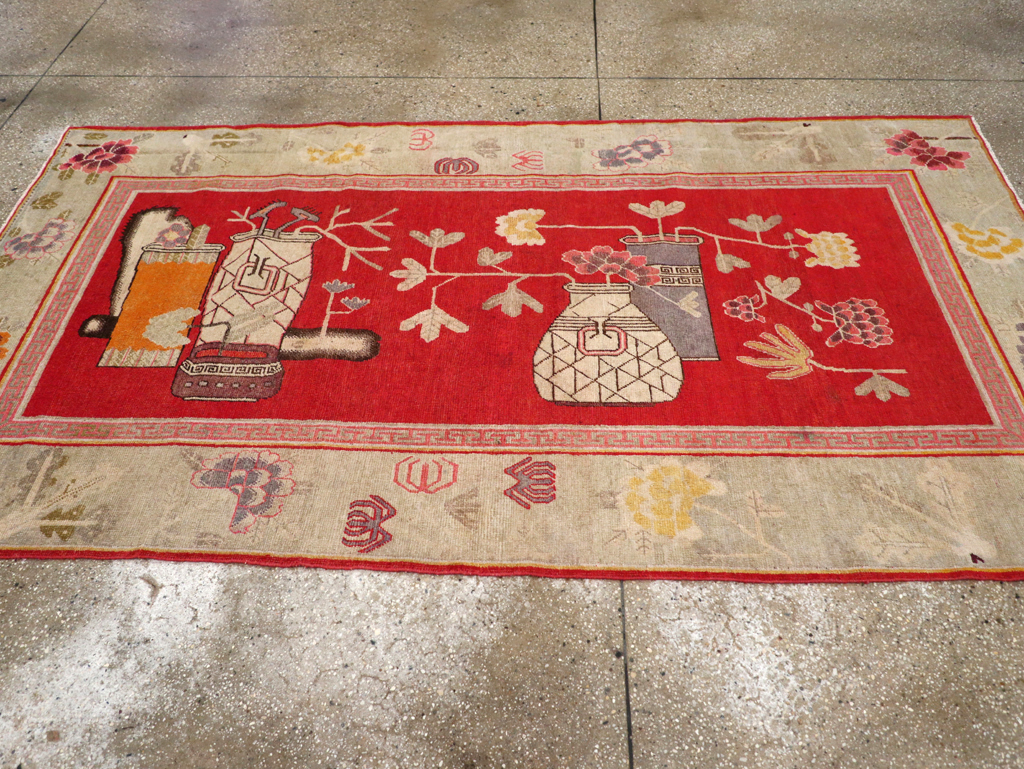 Vintage East Turkestan Pictorial Vase Khotan, No.31902 - Gsblank