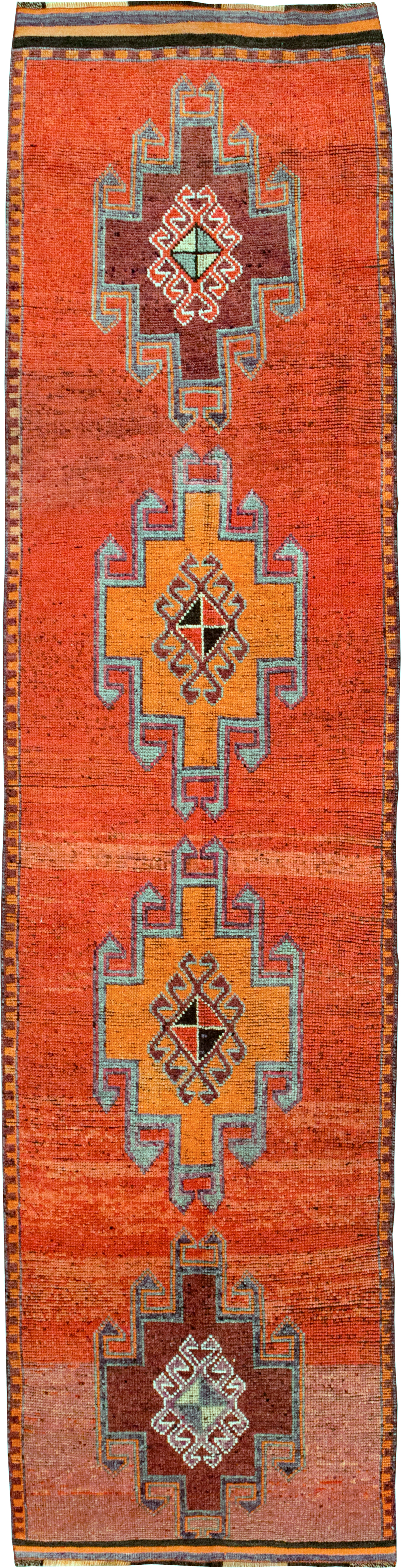 Vintage Turkish Anatolian Tribal Runner, No.31919 - Gsblank