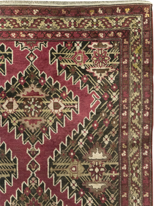 Antique Caucasian Karabagh Accent Rug, No.31923 - Gsblank