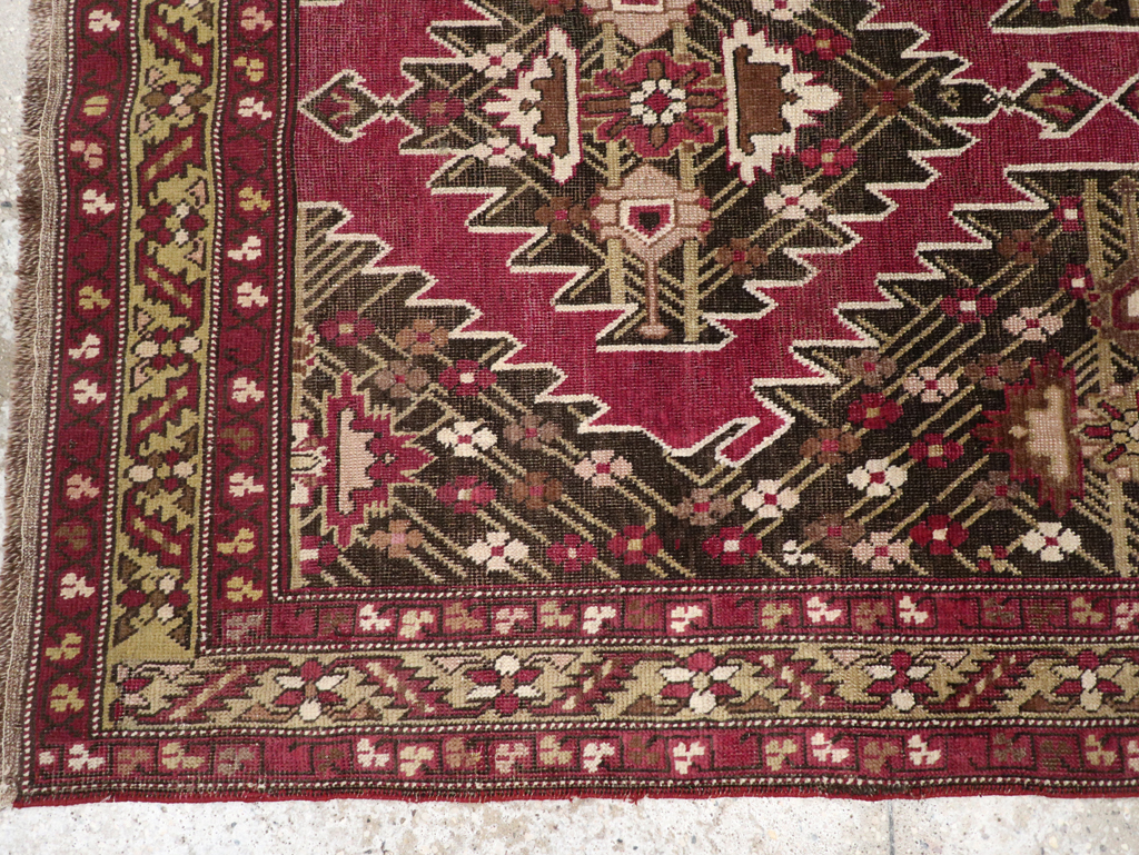 Antique Caucasian Karabagh Accent Rug, No.31923 - Gsblank