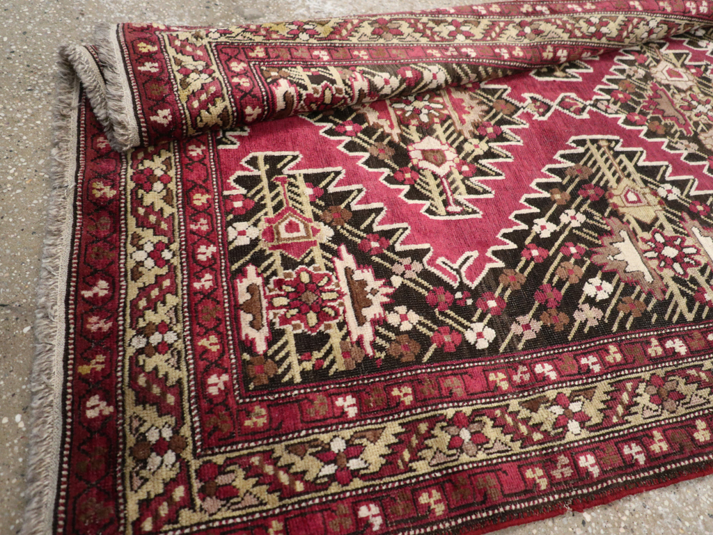 Antique Caucasian Karabagh Accent Rug, No.31923 - Gsblank