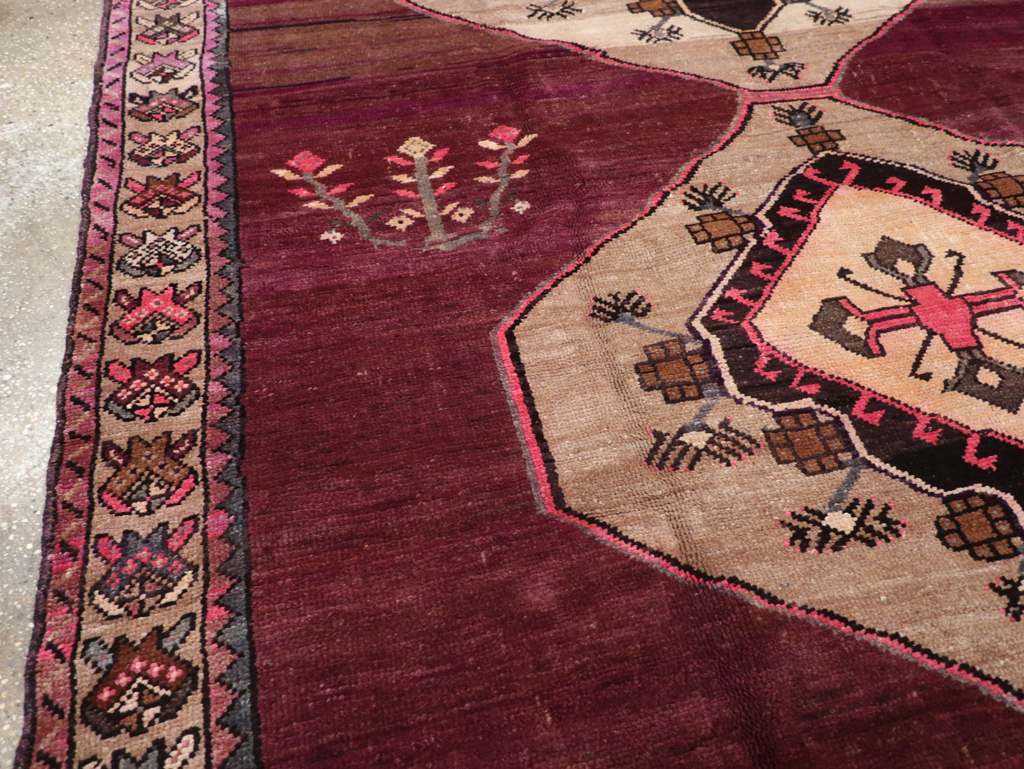 Vintage Turkish Anatolian Gallery Carpet, No.31927 - Gsblank
