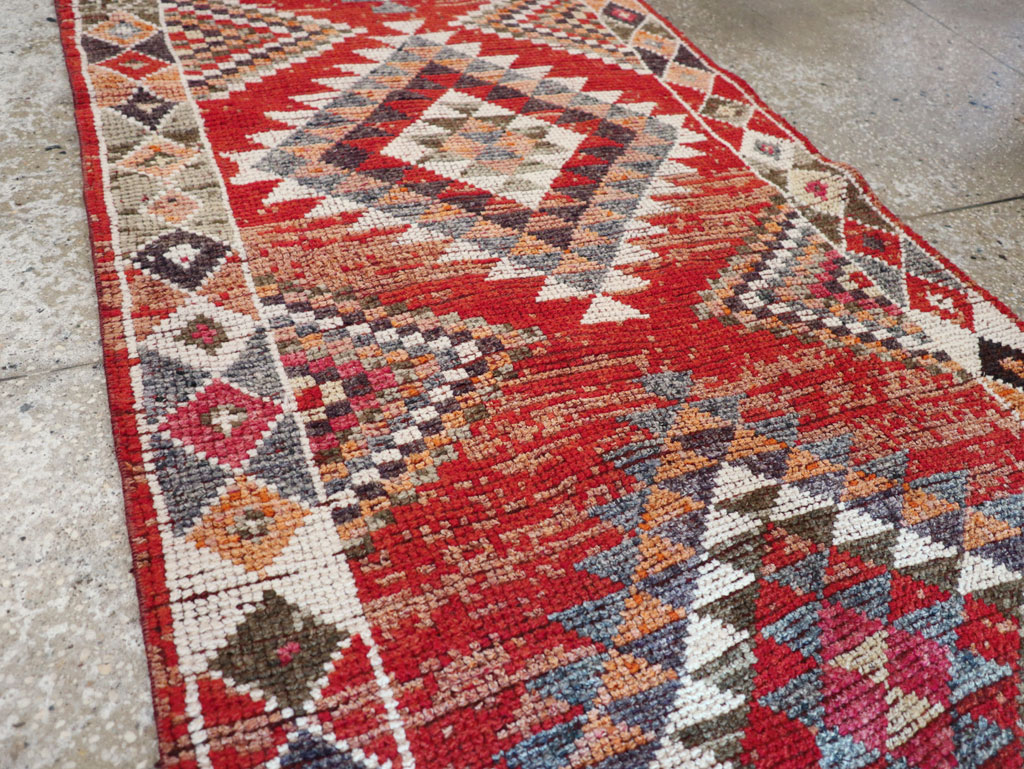 Vintage Turkish Tribal Runner, No.31934 - Gsblank