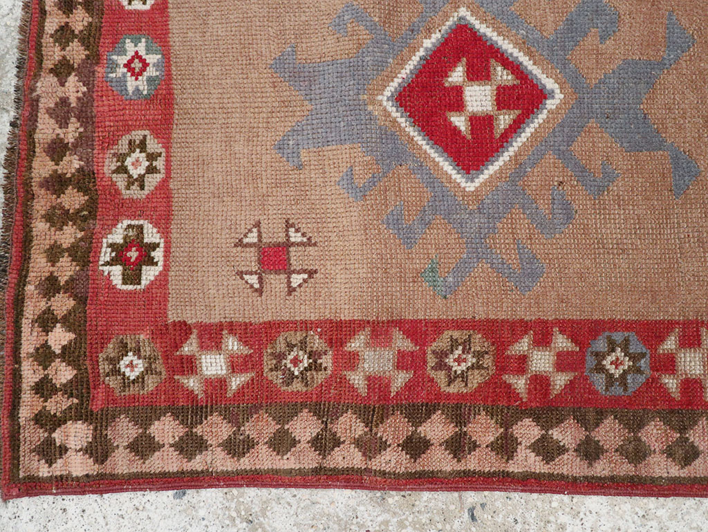 Antique Persian Camel Hair Serab Runner, No.31940 - Gsblank