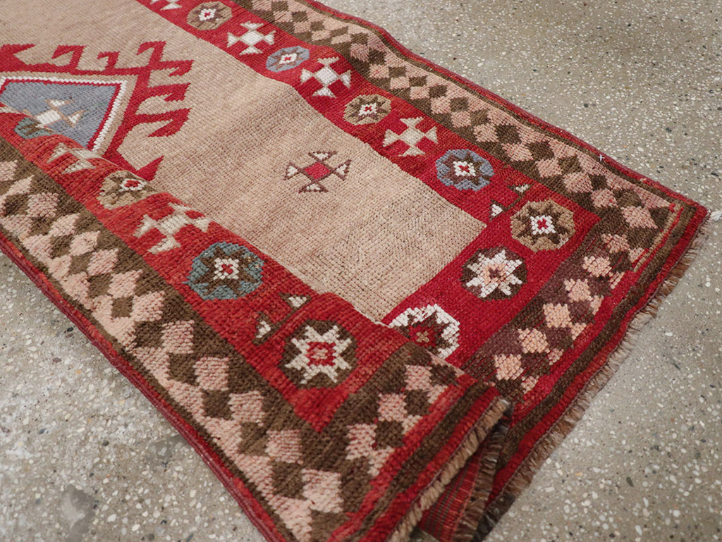 Antique Persian Camel Hair Serab Runner, No.31940 - Gsblank