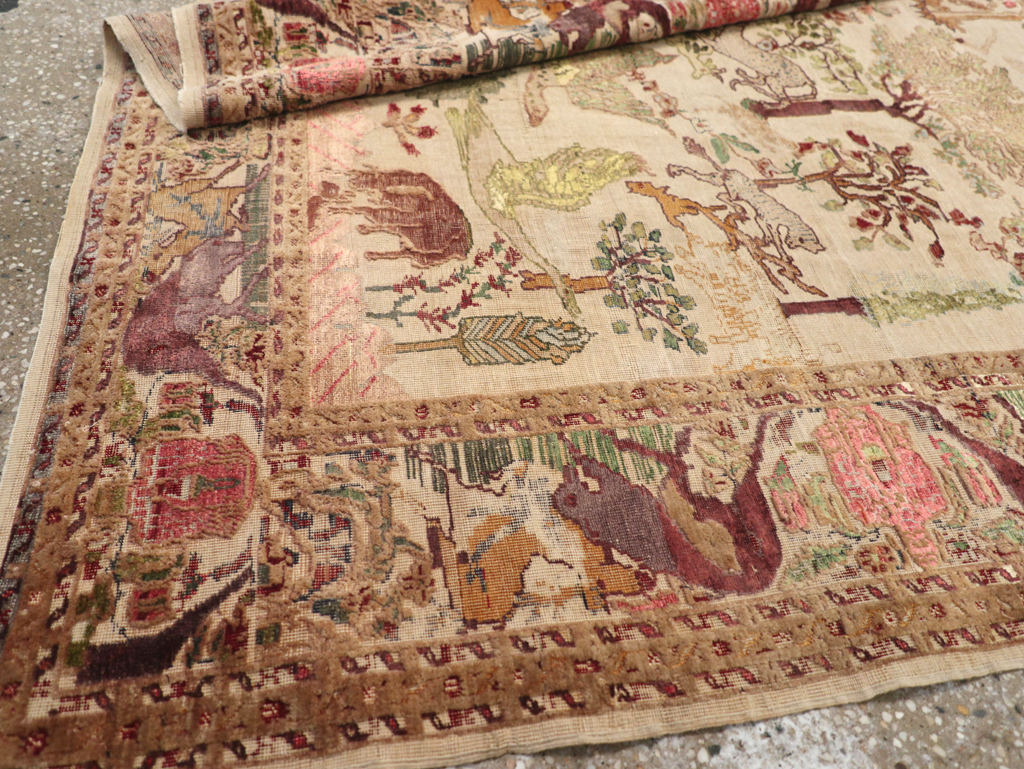 Antique Pictorial Kayseri Rug, No.31951 - Gsblank