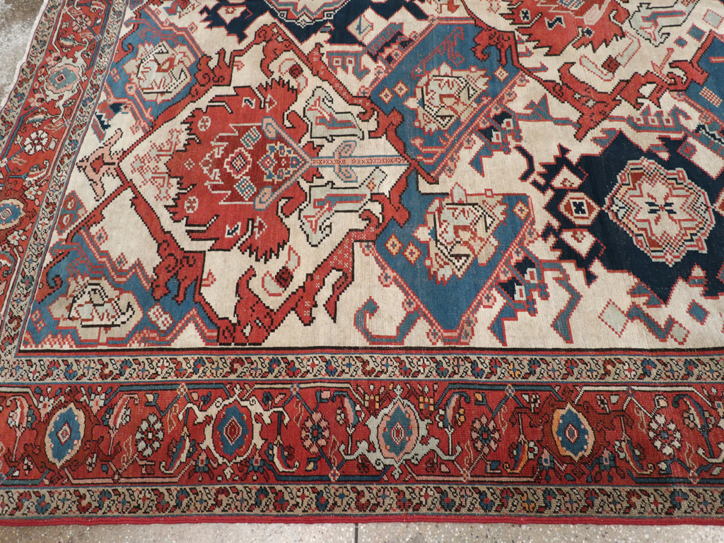 Antique Persian Heriz Carpet, No.31965 - Gsblank