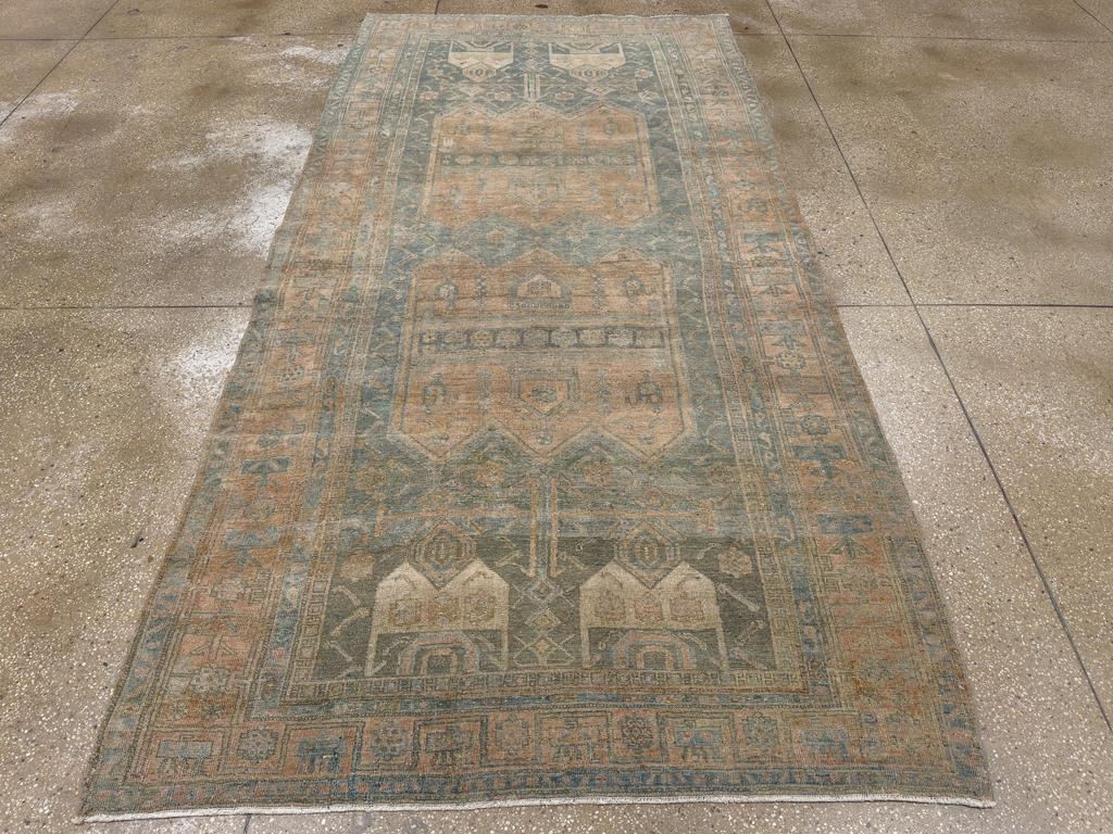 Antique Persian Lori Small Gallery Carpet, No.31981 - Gsblank