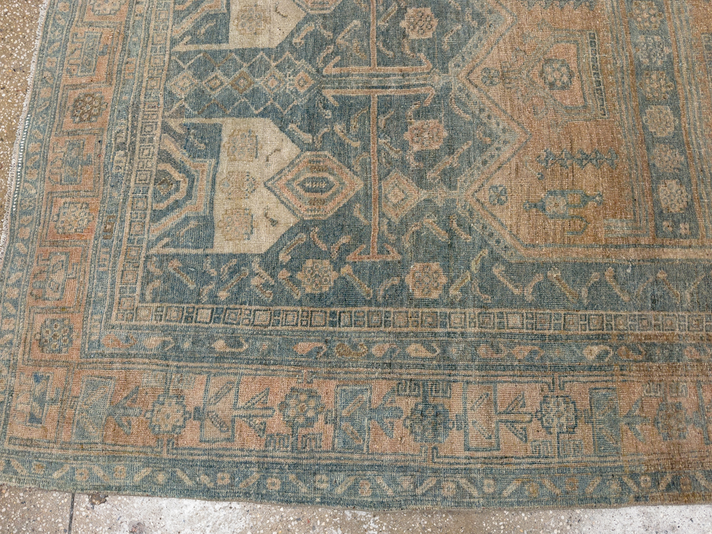 Antique Persian Lori Small Gallery Carpet, No.31981 - Gsblank