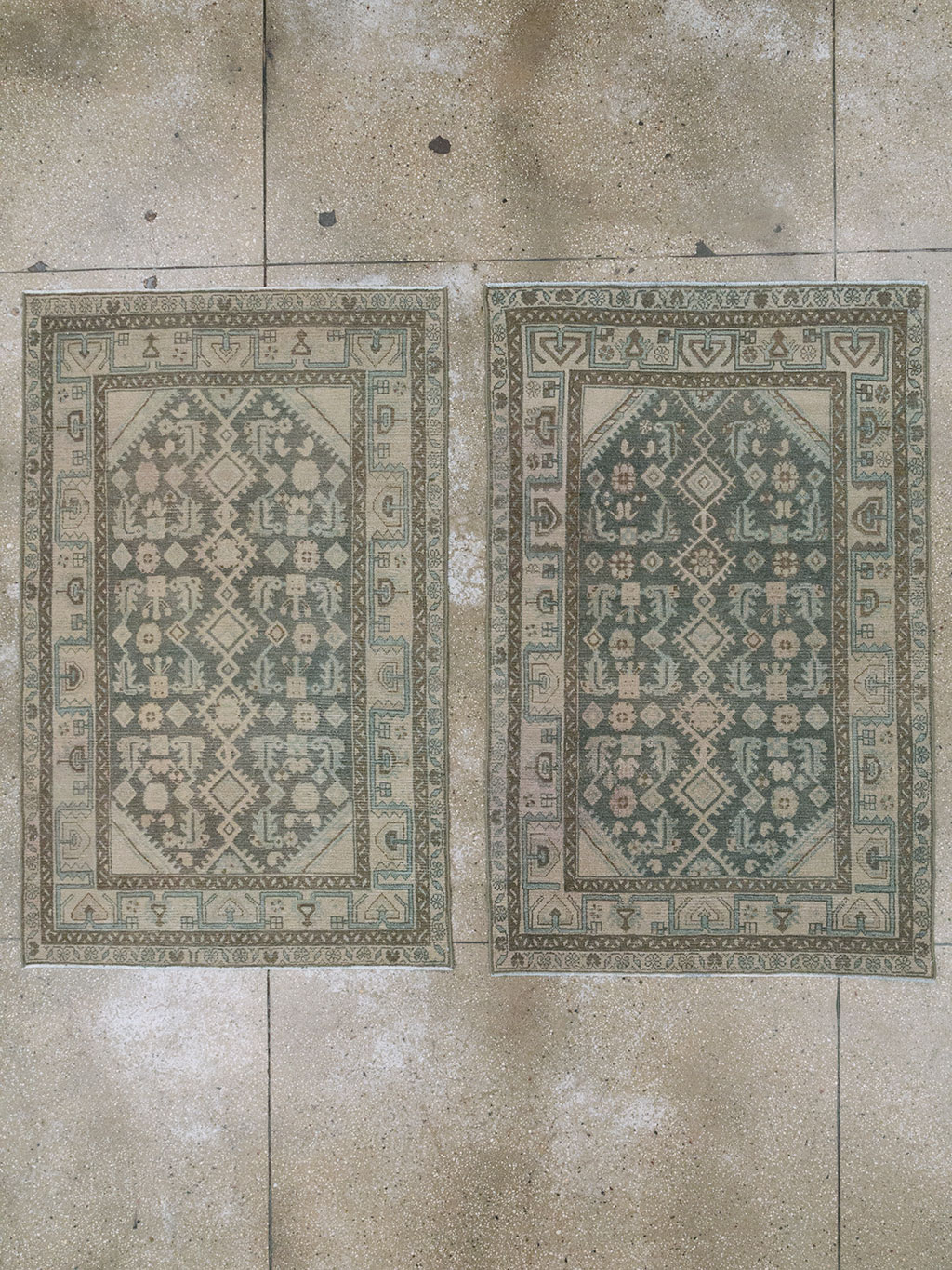 Vintage Persian Malayer Throw Rug (Pair: 2 of 2), No.31984 - Gsblank