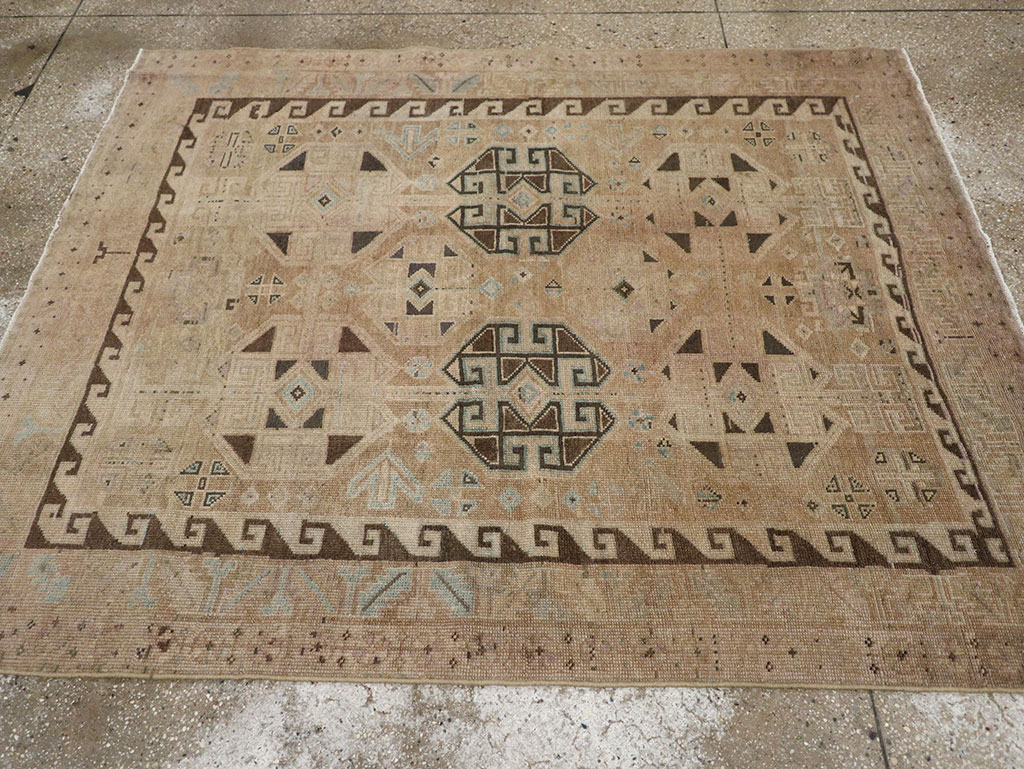 Vintage Persian Lori Accent Rug, No.31995 - Gsblank