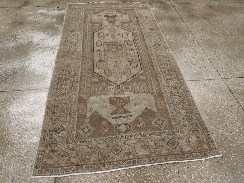 Antique Persian Kurdish Small Gallery Rug, No.31997 - Gsblank