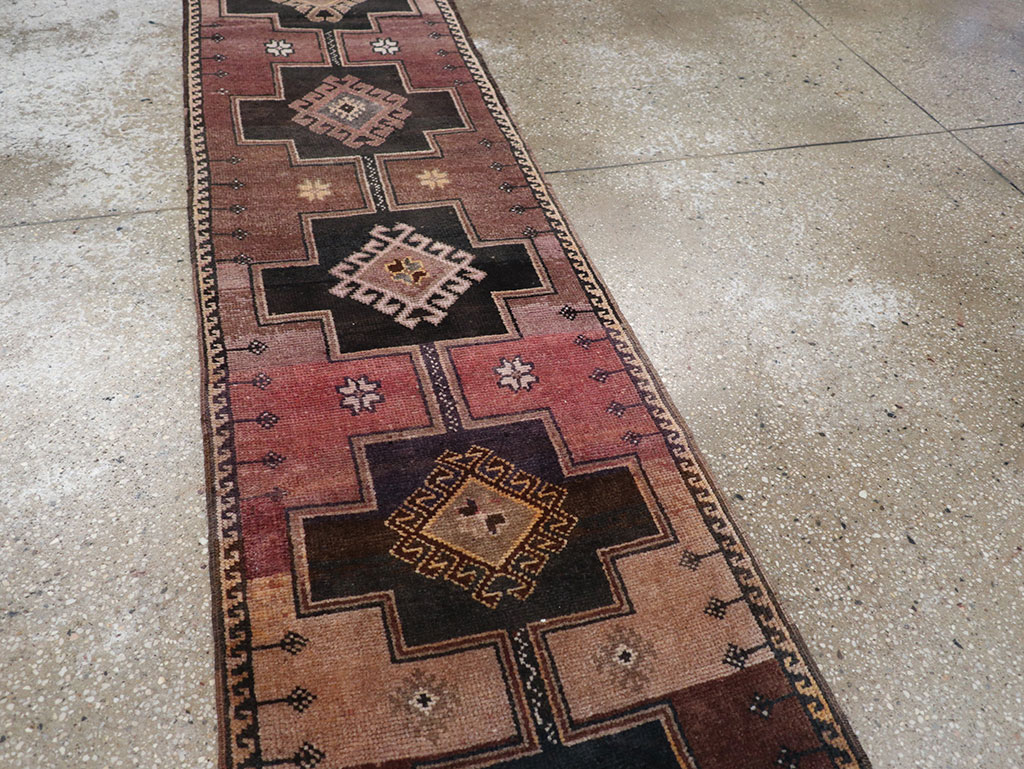 Vintage Turkish Anatolian Long Runner, No.32004 - Gsblank