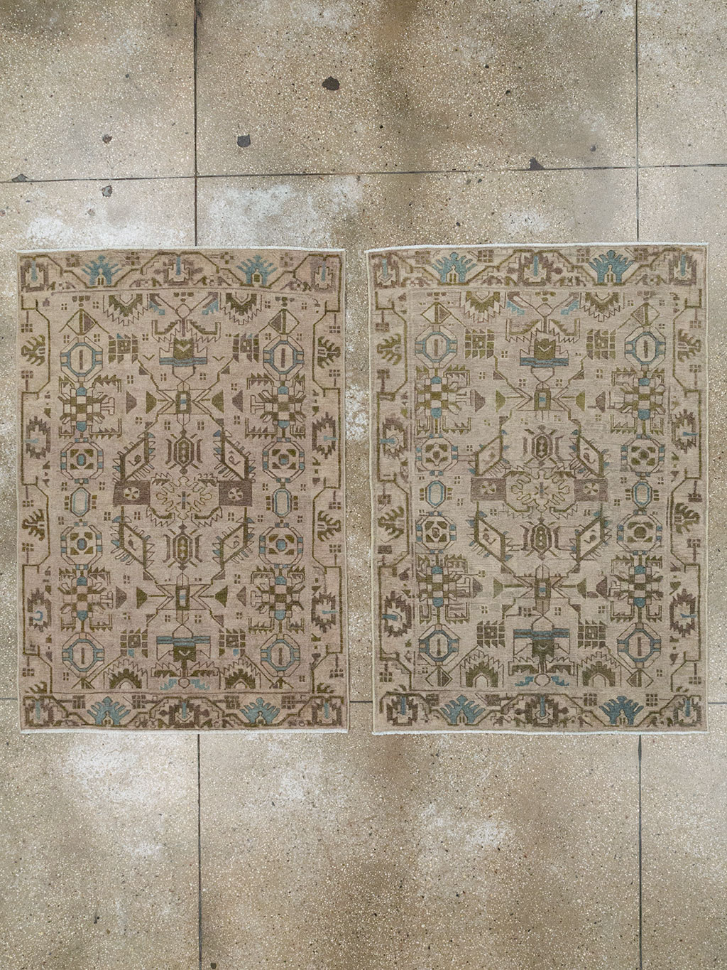 Vintage Persian Malayer Throw Rug (Pair: 2 of 2), No.32018 - Gsblank