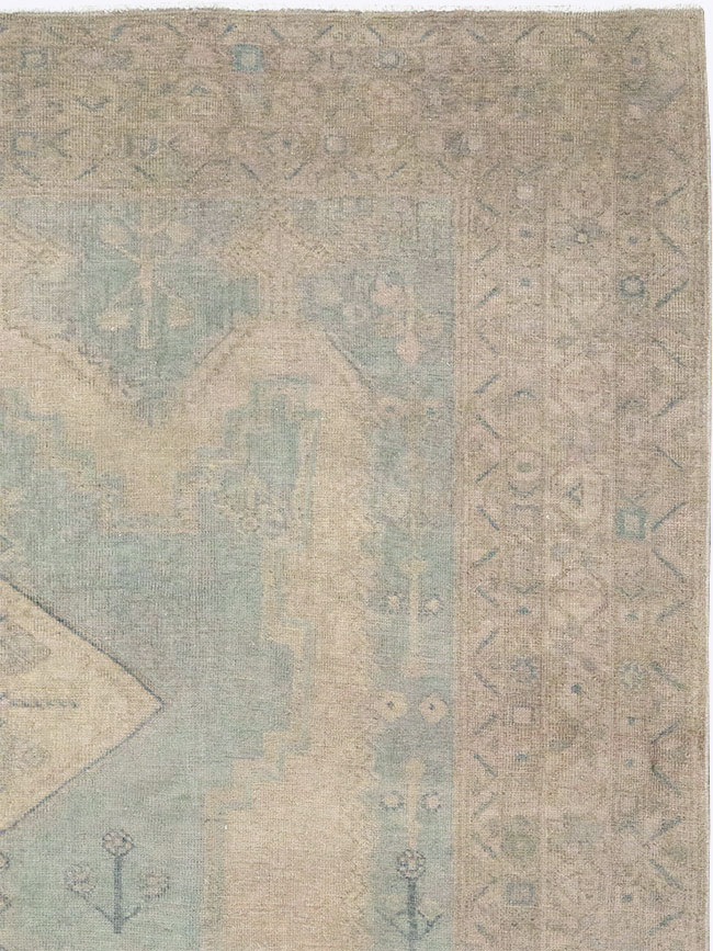 Vintage Persian Afshar Accent Rug, No.32025 - Gsblank