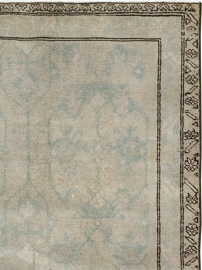 Antique Persian Ardabil Rug, No.32029 - Gsblank