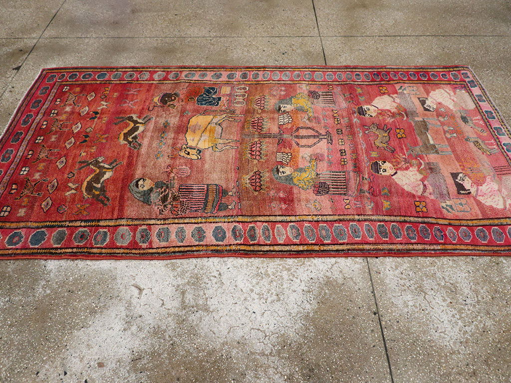 Vintage Persian Lori Pictorial Rug, No.32031 - Gsblank