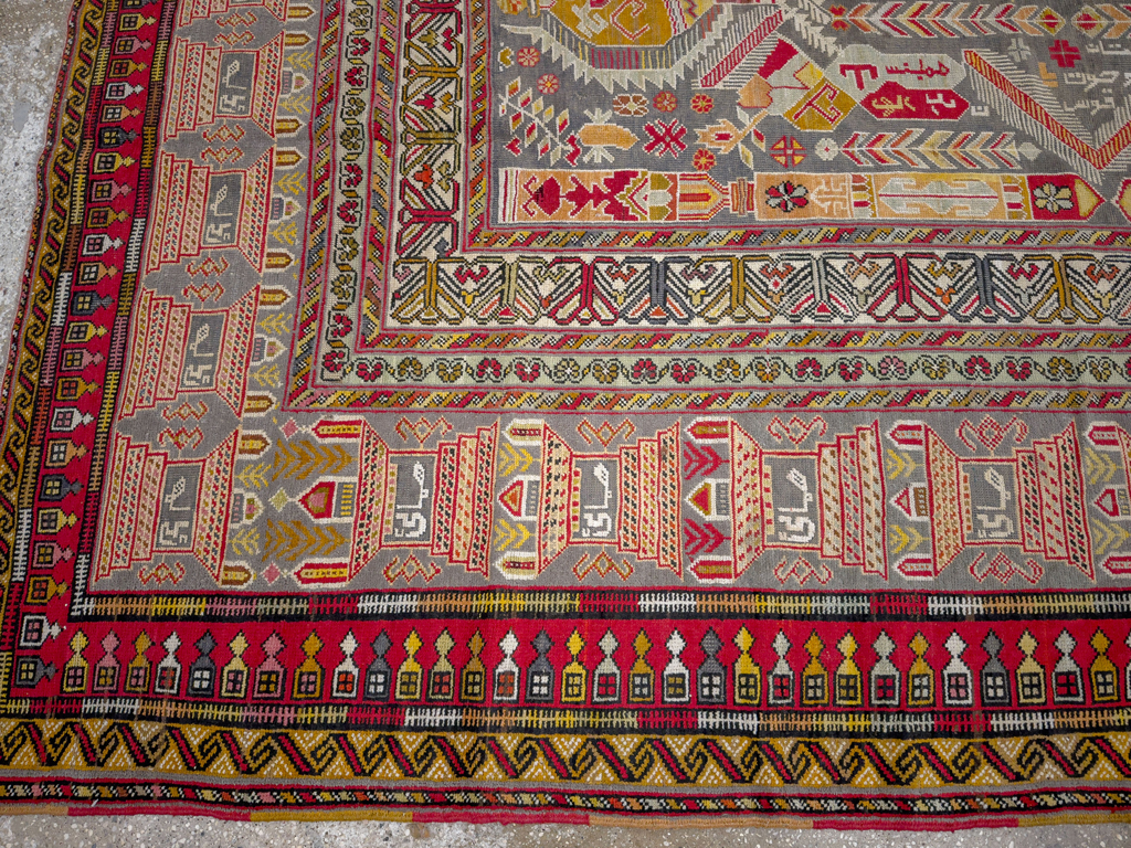 Vintage Turkish Anatolian Accent Rug, No.32074 - Gsblank