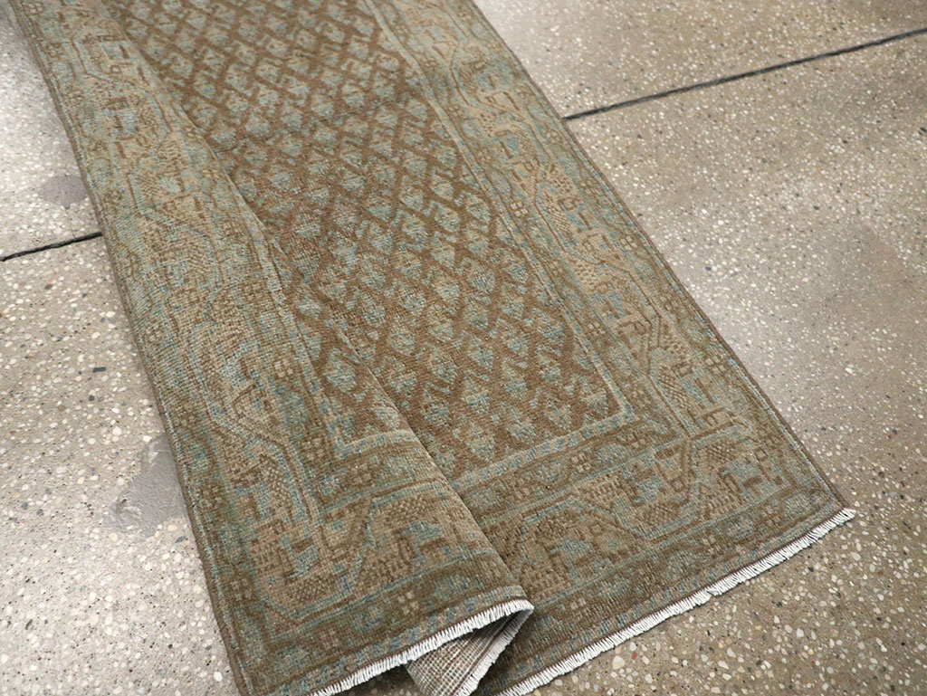 Antique Persian Mahal Long Runner, No.32080 - Gsblank