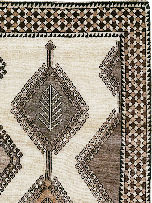 Vintage Persian Gabbeh Accent Rug (Pair: 1 of 2), No.32088 - Gsblank